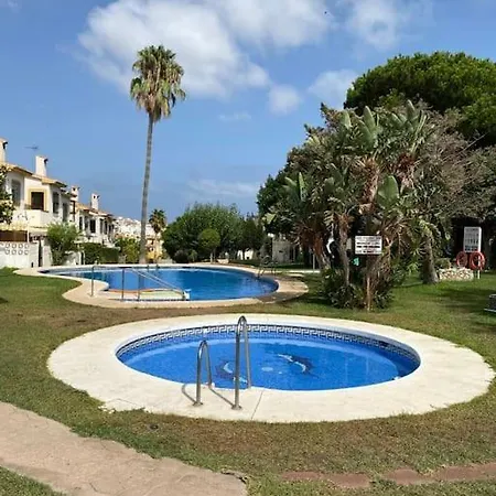 Ferienhaus Chalet Adosado Corta Temporada 2