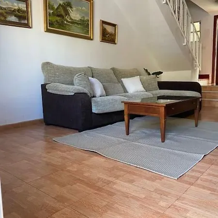 Chalet Adosado Corta Temporada 2 Holiday home *
