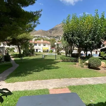 Chalet Adosado Corta Temporada 2 Holiday home *